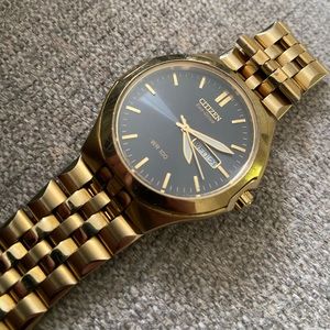 Gold Eco-drive Citizen Watch
